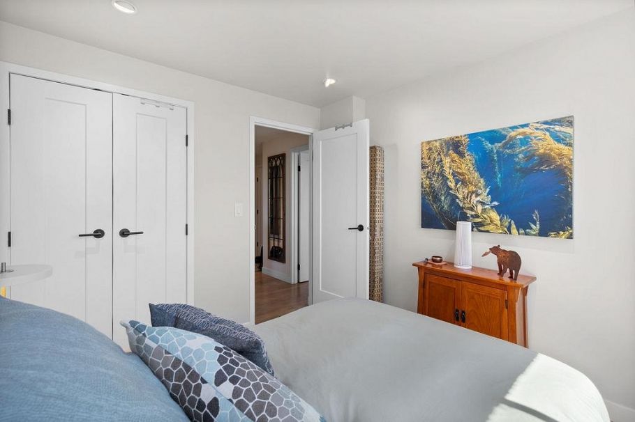 701 140 E Keith Road North Vancouver, BC - 25