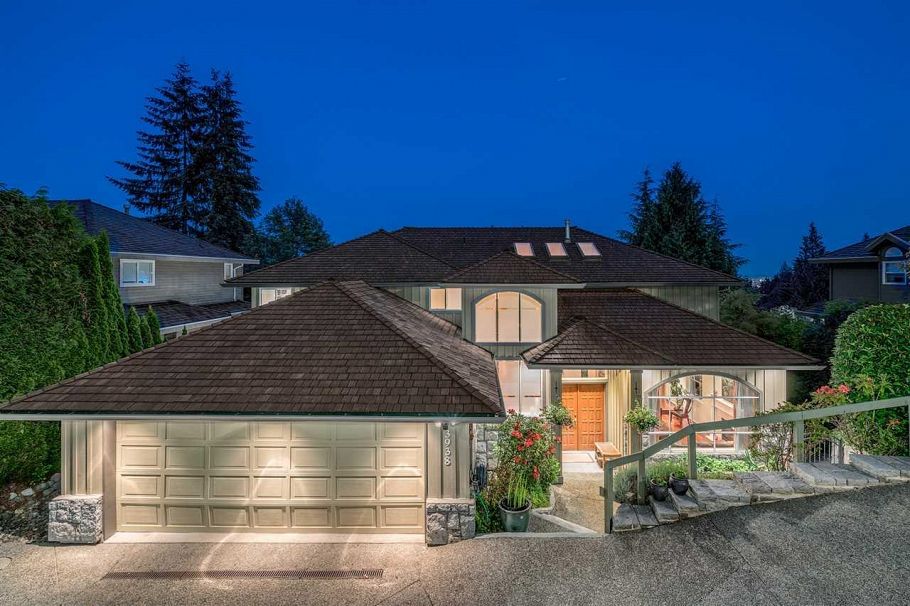3938 Braemar Place North Vancouver, BC - 1