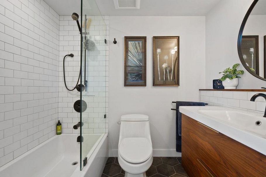 701 140 E Keith Road North Vancouver, BC - 27