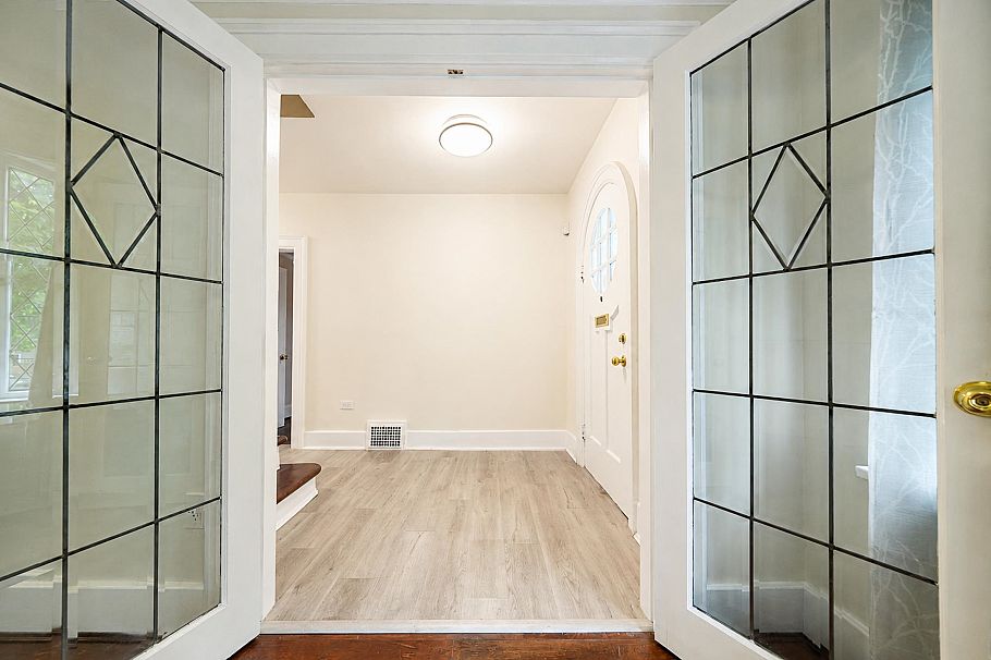 1225 W 26th Avenue Vancouver, BC - 12