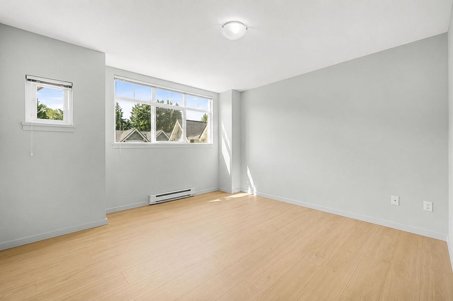 3265 Clermont Mews Vancouver, BC - 18