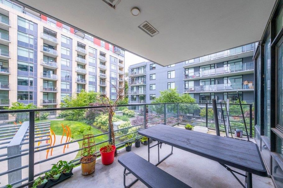 302 8533 River District Crossing Vancouver, BC - 9