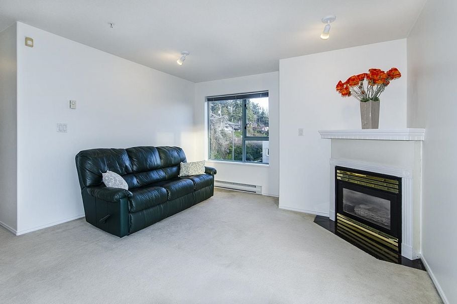 206 1085 W 17th Street North Vancouver, BC - 5