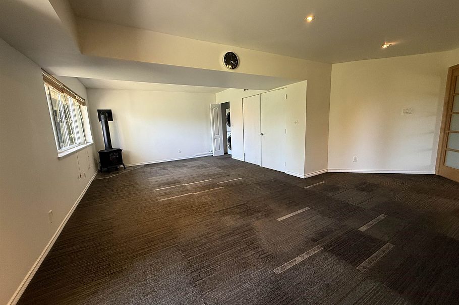 3938 Braemar Place North Vancouver, BC - 18