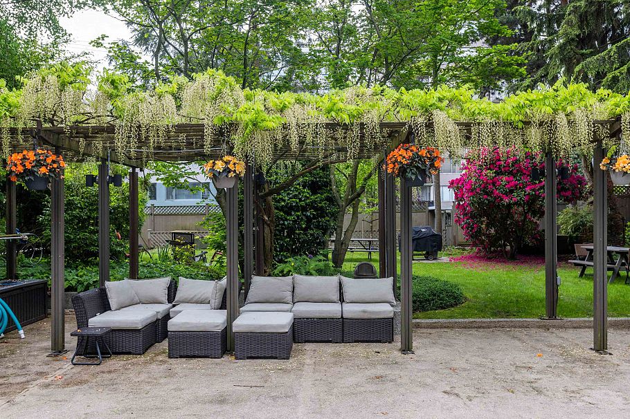 406 1816 Haro Street Vancouver, BC - 16