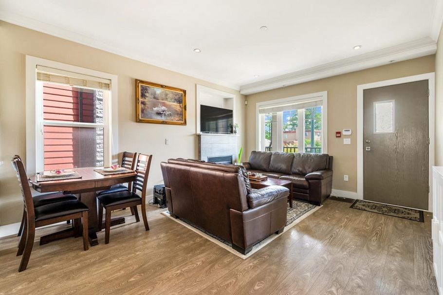 201 4577 Slocan Street Vancouver, BC - 4