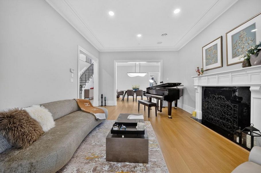 2599 W 36th Avenue Vancouver, BC - 7
