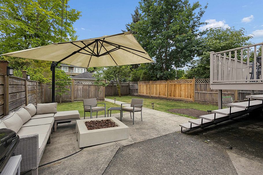 2966 W 33rd Avenue Vancouver, BC - 27