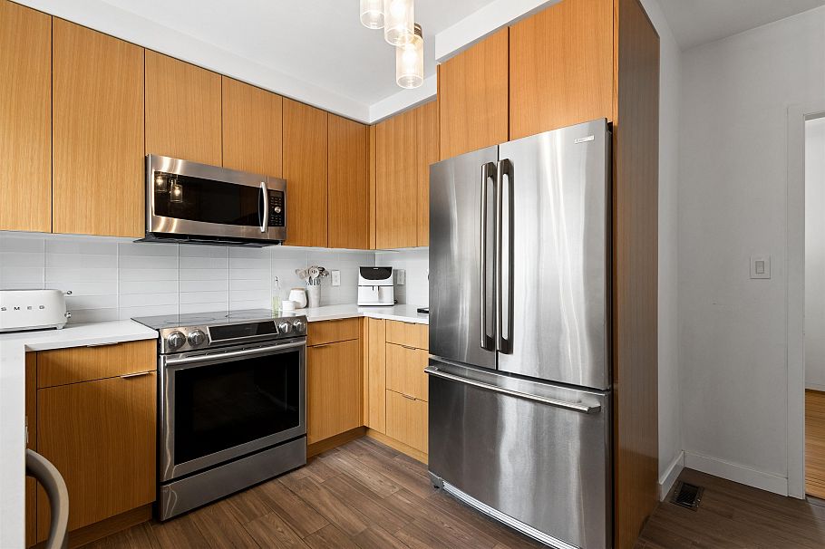 2966 W 33rd Avenue Vancouver, BC - 13