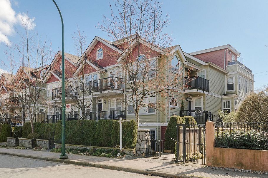 978 W 16th Avenue Vancouver, BC - 24