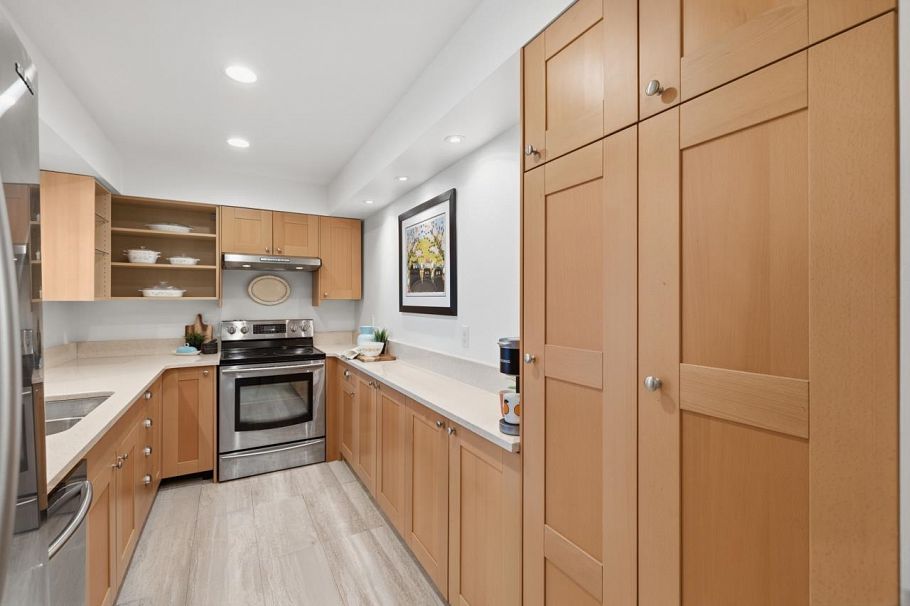 12 1949 W 8th Avenue Vancouver, BC - 15