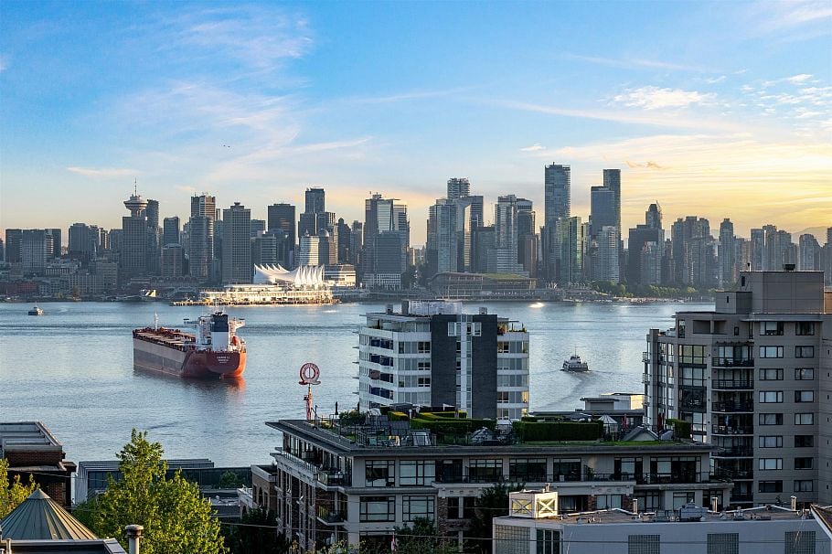 603 408 Lonsdale Avenue North Vancouver, BC - 1