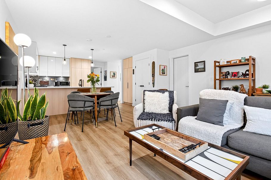 6 237 Ridgeway Avenue North Vancouver, BC - 24