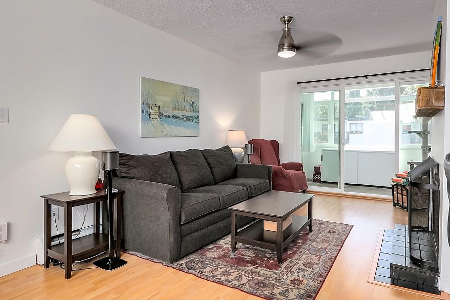 311 1420 E 8th Avenue Vancouver, BC - 2