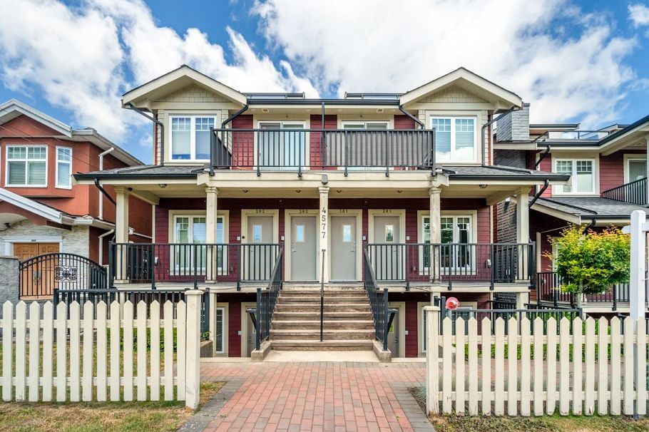 201 4577 Slocan Street Vancouver, BC - 1