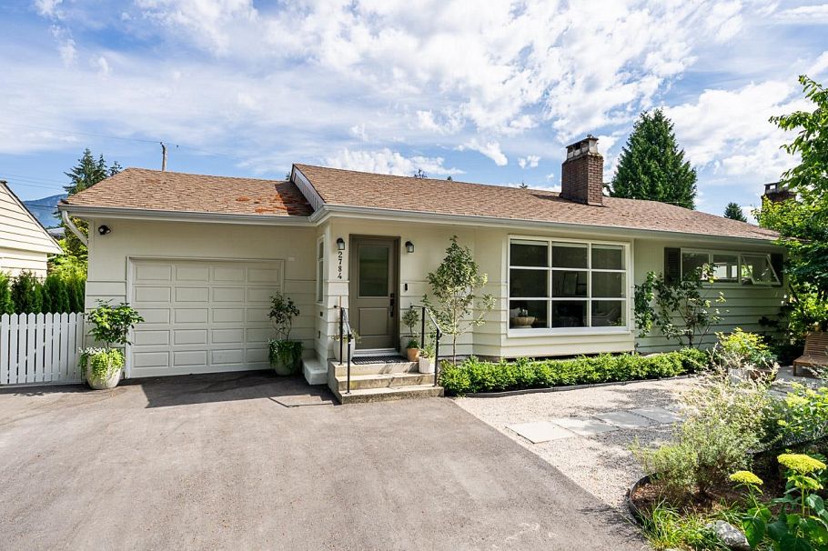 2784 Crescentview Drive North Vancouver, BC - 1