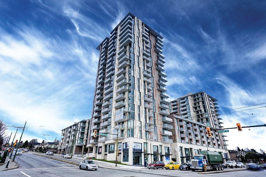 208 8188 Fraser Street Vancouver, BC - 1
