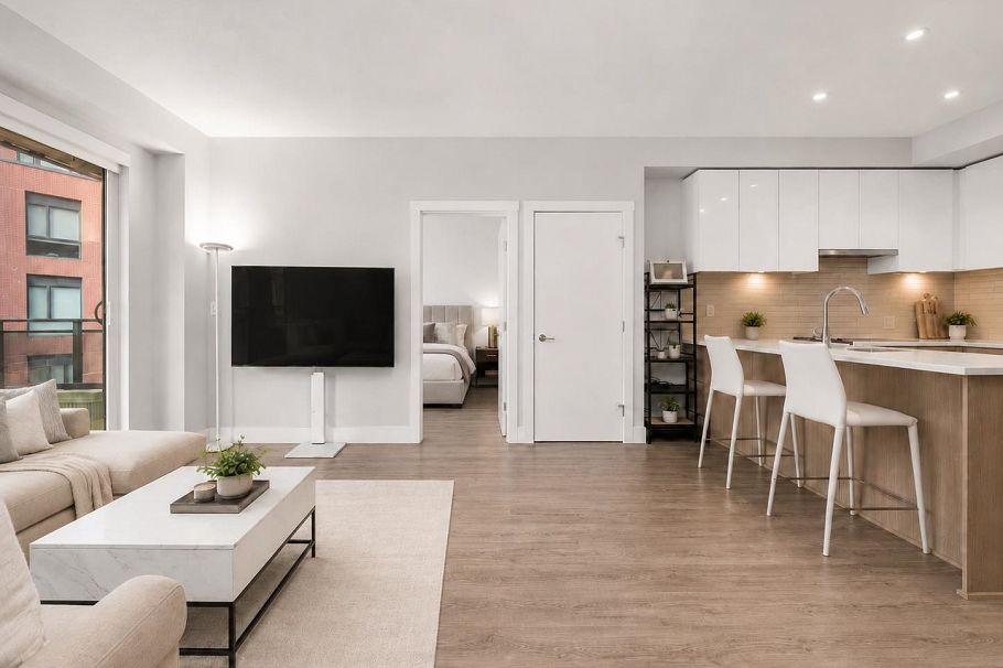 309 3588 Sawmill Crescent Vancouver, BC - 2