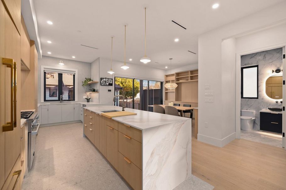 6408 Vine Street Vancouver, BC - 12