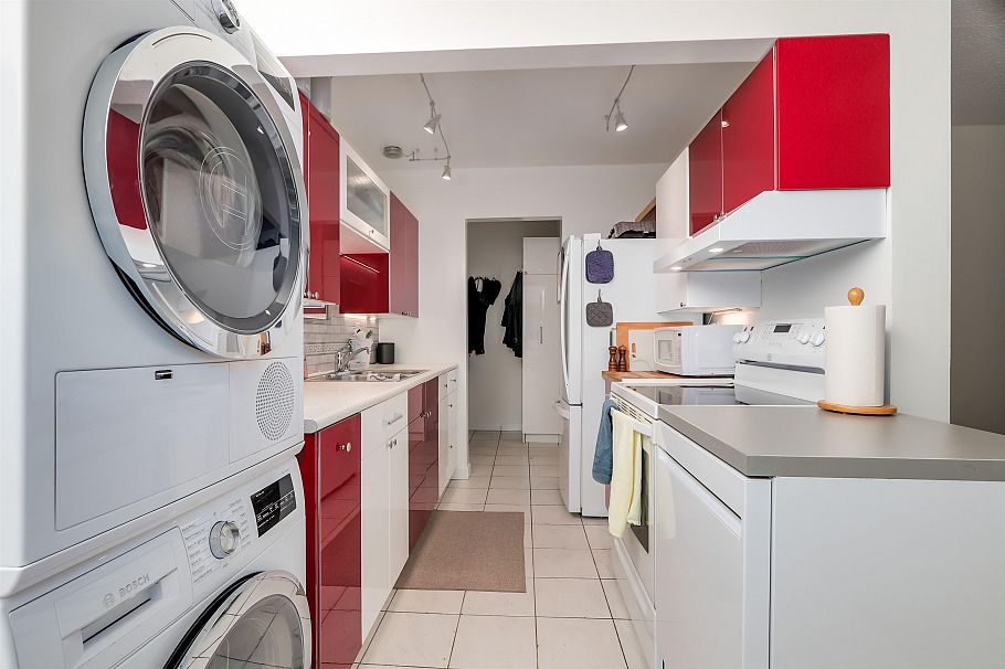 311 1420 E 8th Avenue Vancouver, BC - 13