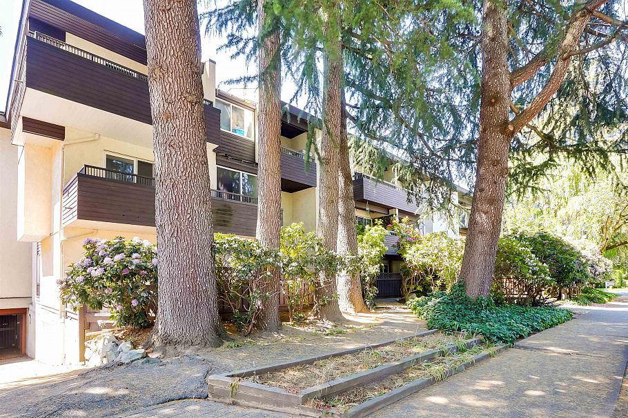 311 1420 E 8th Avenue Vancouver, BC - 1