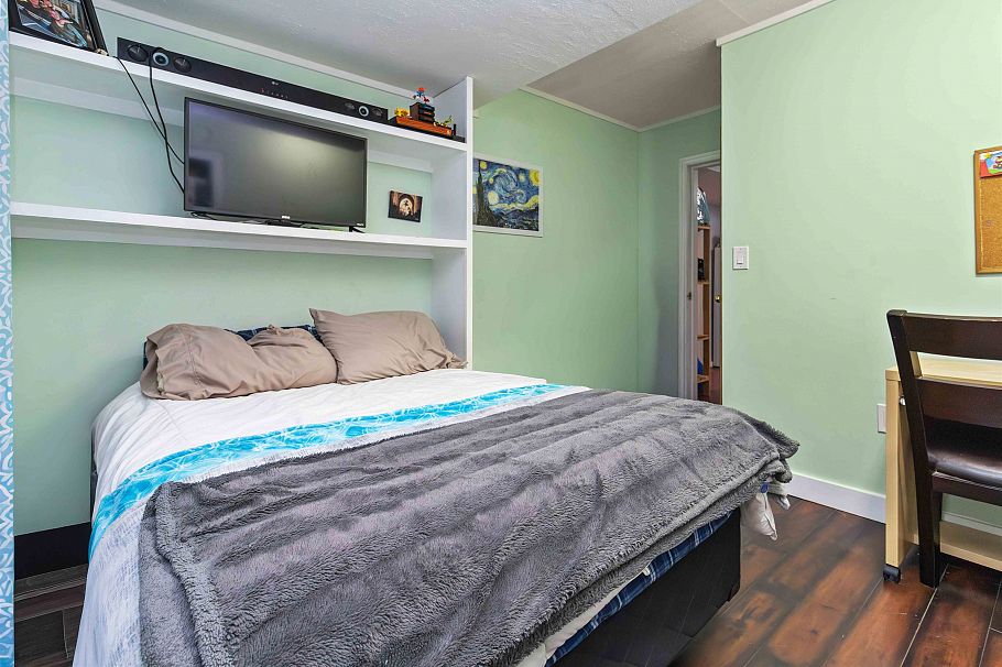 759 Morgan Road North Vancouver, BC - 35