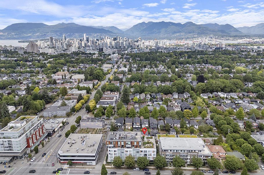 477 W King Edward Avenue Vancouver, BC - 38