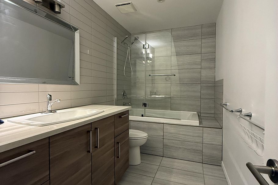 3938 Braemar Place North Vancouver, BC - 28