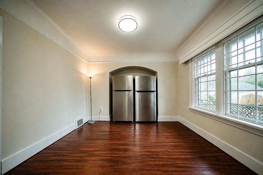 1225 W 26th Avenue Vancouver, BC - 14