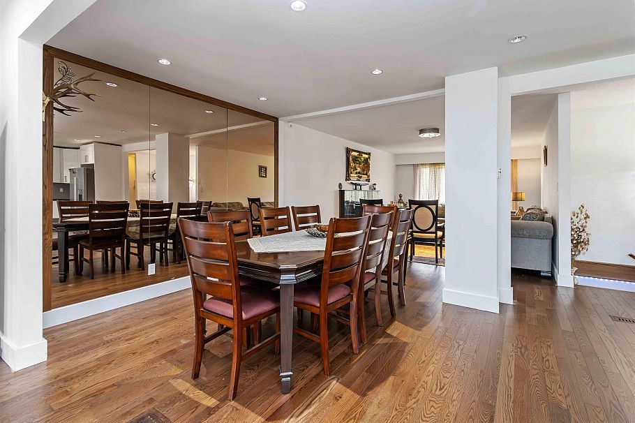 759 Morgan Road North Vancouver, BC - 1