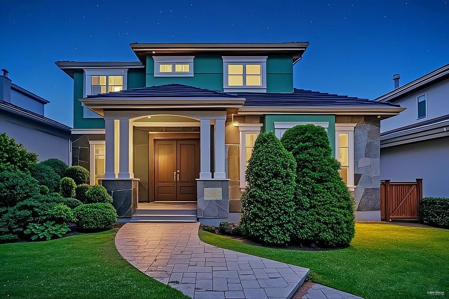 6562 Fremlin Street Vancouver, BC - 1