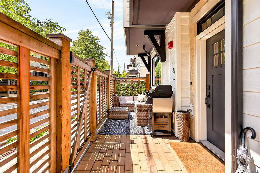 6 237 Ridgeway Avenue North Vancouver, BC - 11