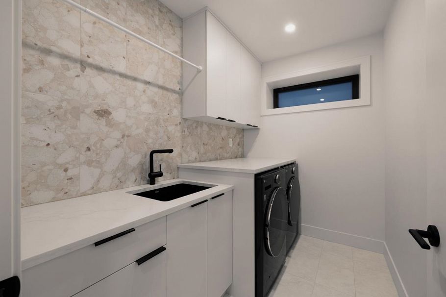 6408 Vine Street Vancouver, BC - 36