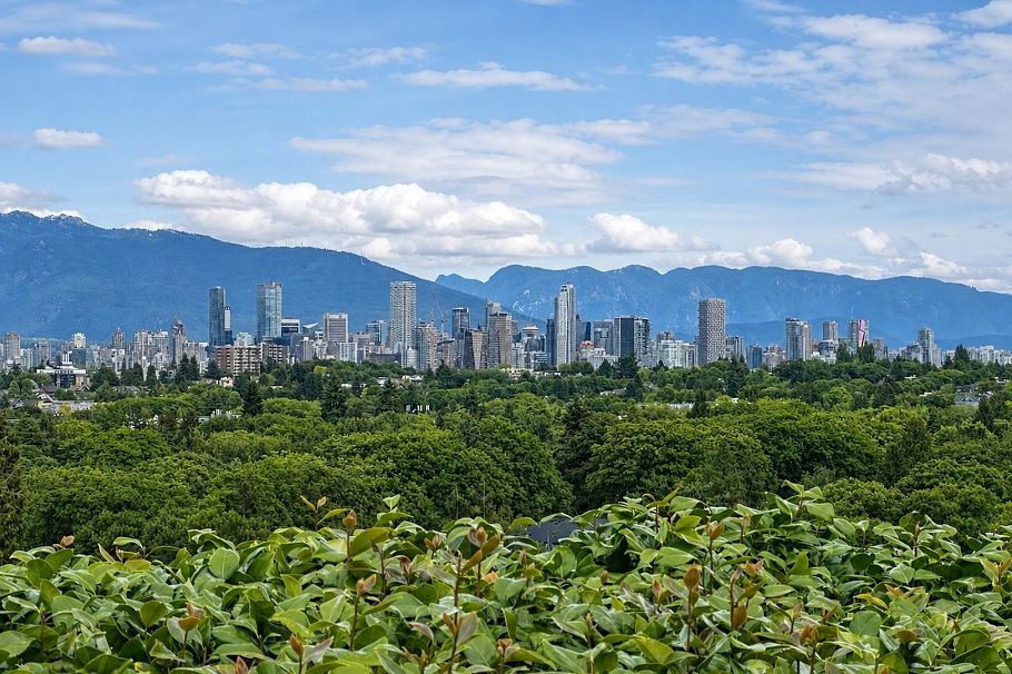 3578 W 15th Avenue Vancouver, BC - 25