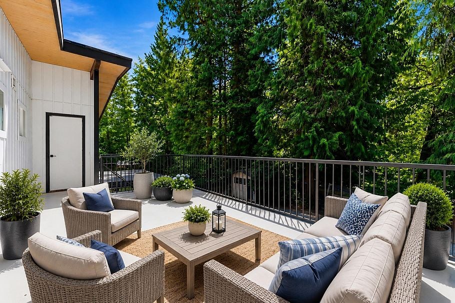 1707 Dempsey Road North Vancouver, BC - 7