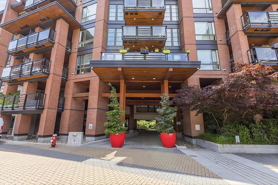 511 733 W 3rd Street North Vancouver, BC - 2