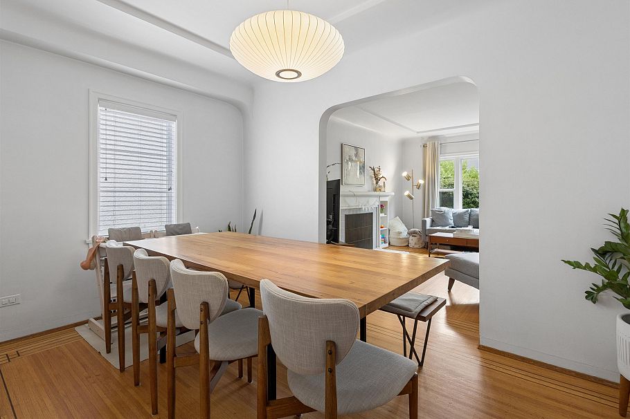 2966 W 33rd Avenue Vancouver, BC - 8