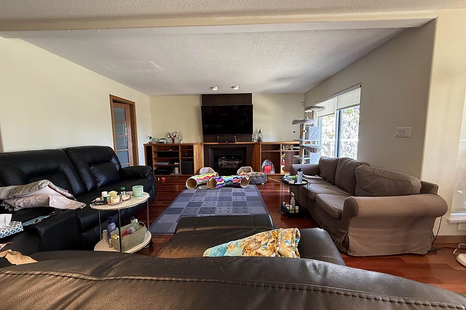 3938 Braemar Place North Vancouver, BC - 14