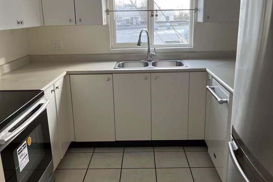 3590 W 26TH AVENUE, Vancouver BC V6S 1N9 Vancouver, BC - 1