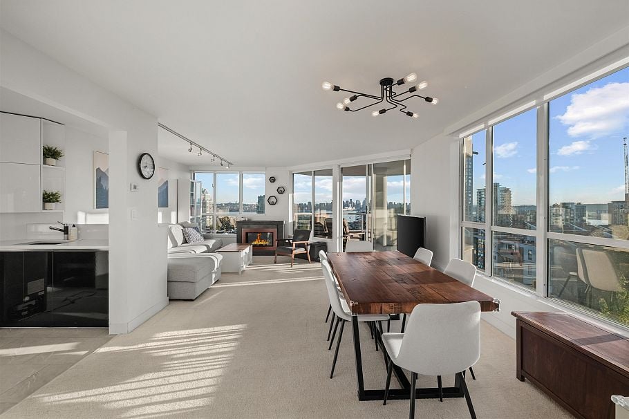 603 408 Lonsdale Avenue North Vancouver, BC - 19