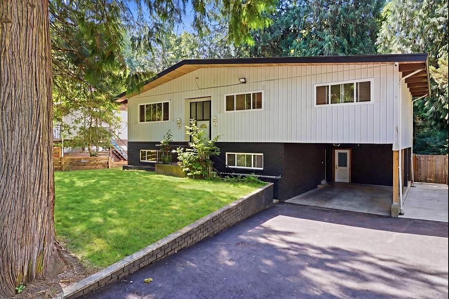 1707 Dempsey Road North Vancouver, BC - 3
