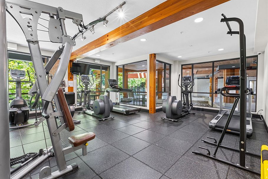 511 733 W 3rd Street North Vancouver, BC - 31