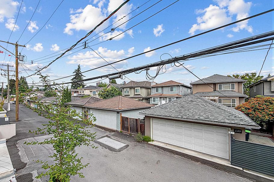 202 6485 Manitoba Street Vancouver, BC - 31