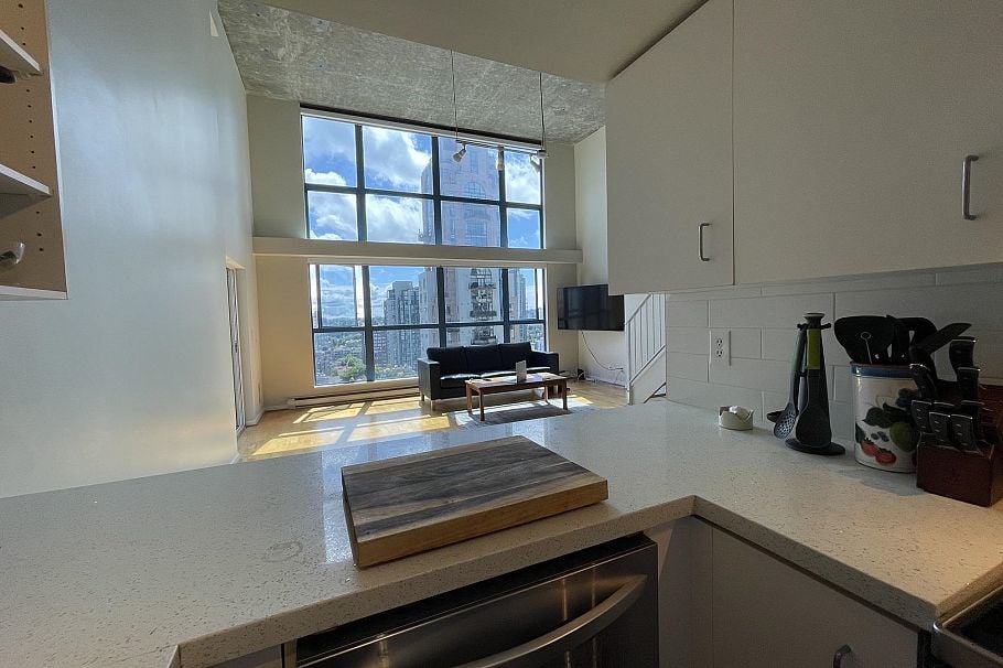 908 1238 Seymour Street Vancouver, BC - 1