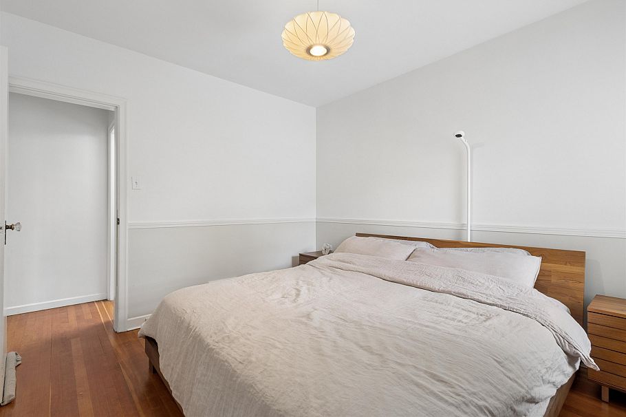 2966 W 33rd Avenue Vancouver, BC - 10