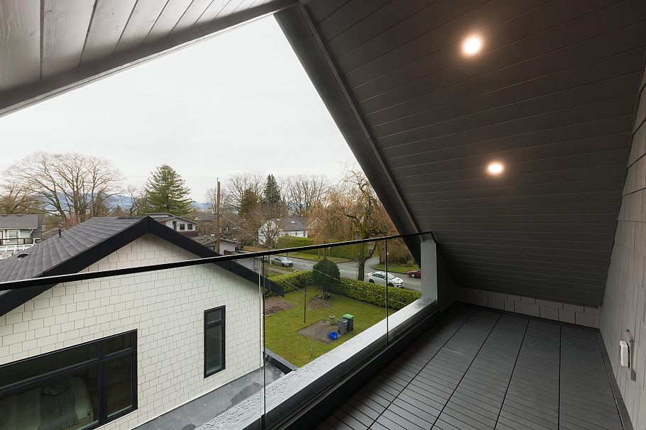 4 419 W 23rd Avenue Vancouver, BC - 29