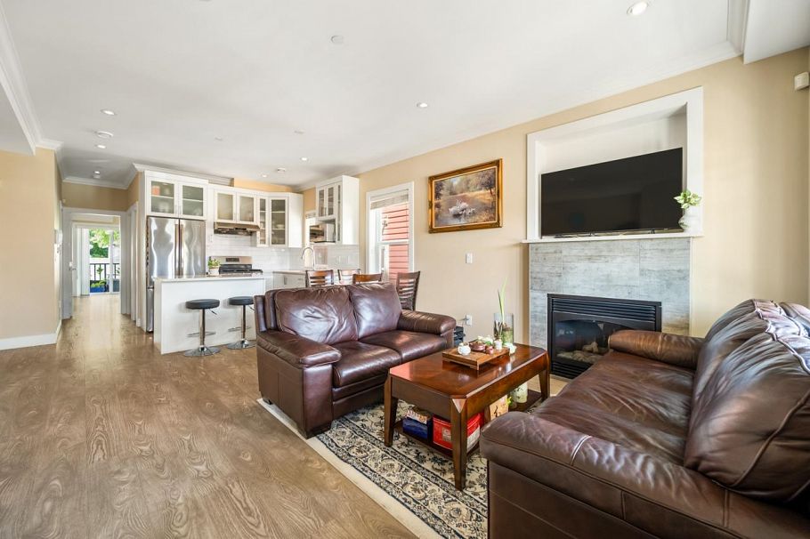 201 4577 Slocan Street Vancouver, BC - 2
