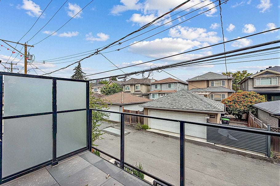202 6485 Manitoba Street Vancouver, BC - 30