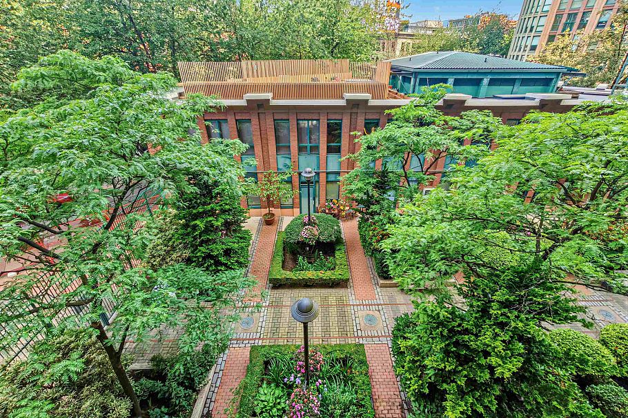 302 22 E Cordova Street Vancouver, BC - 32