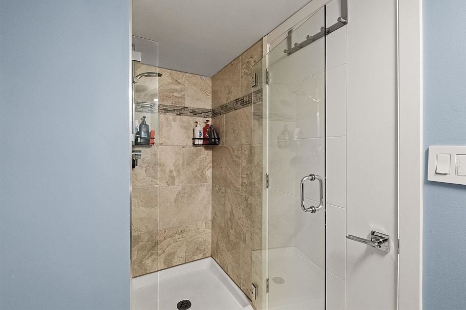 603 408 Lonsdale Avenue North Vancouver, BC - 28
